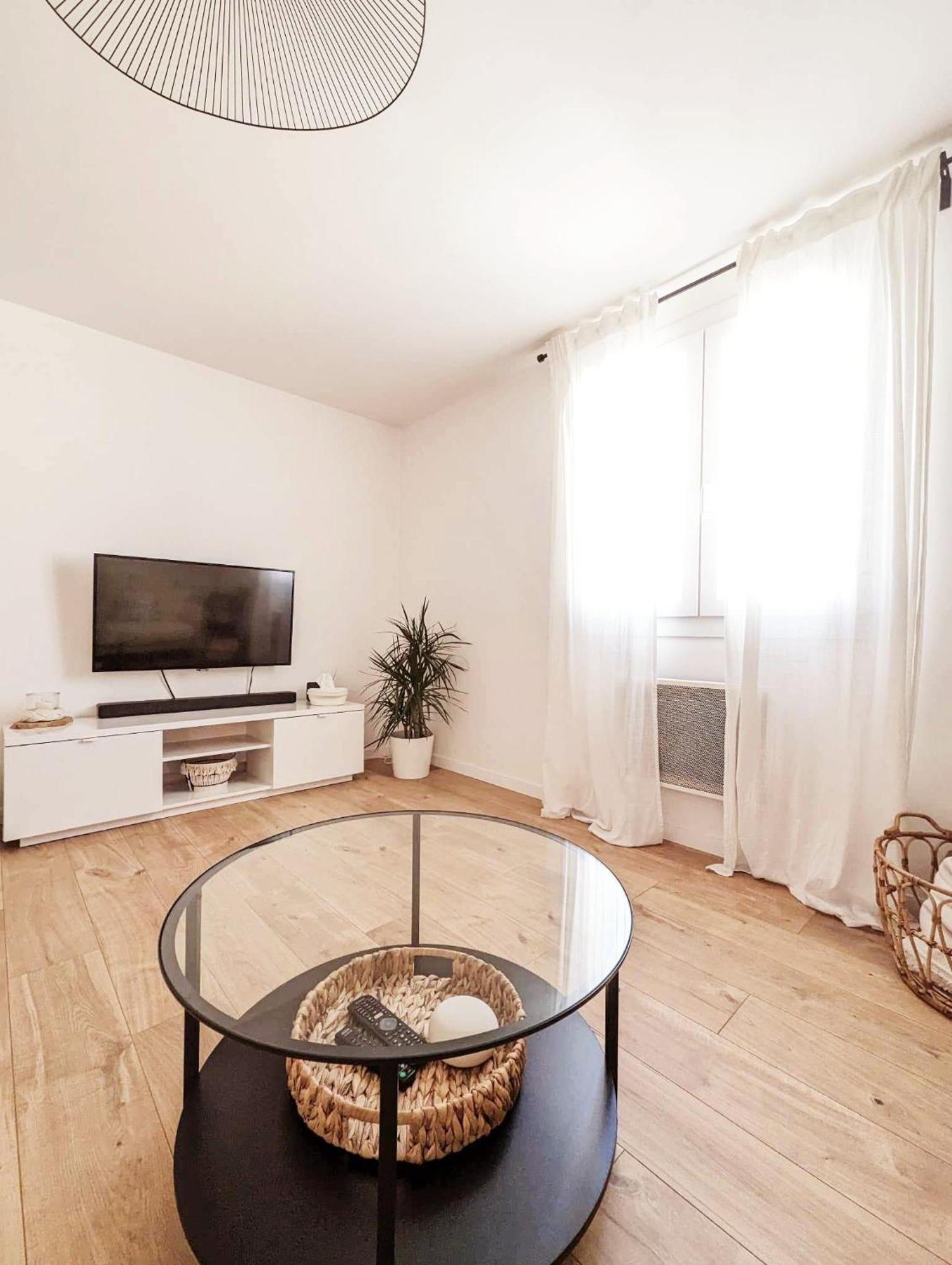 Parenthese Entre Pic Saint Loup Et Vignes - Meuble De Tourisme 3 Etoiles Apartamento Les Matelles Exterior foto